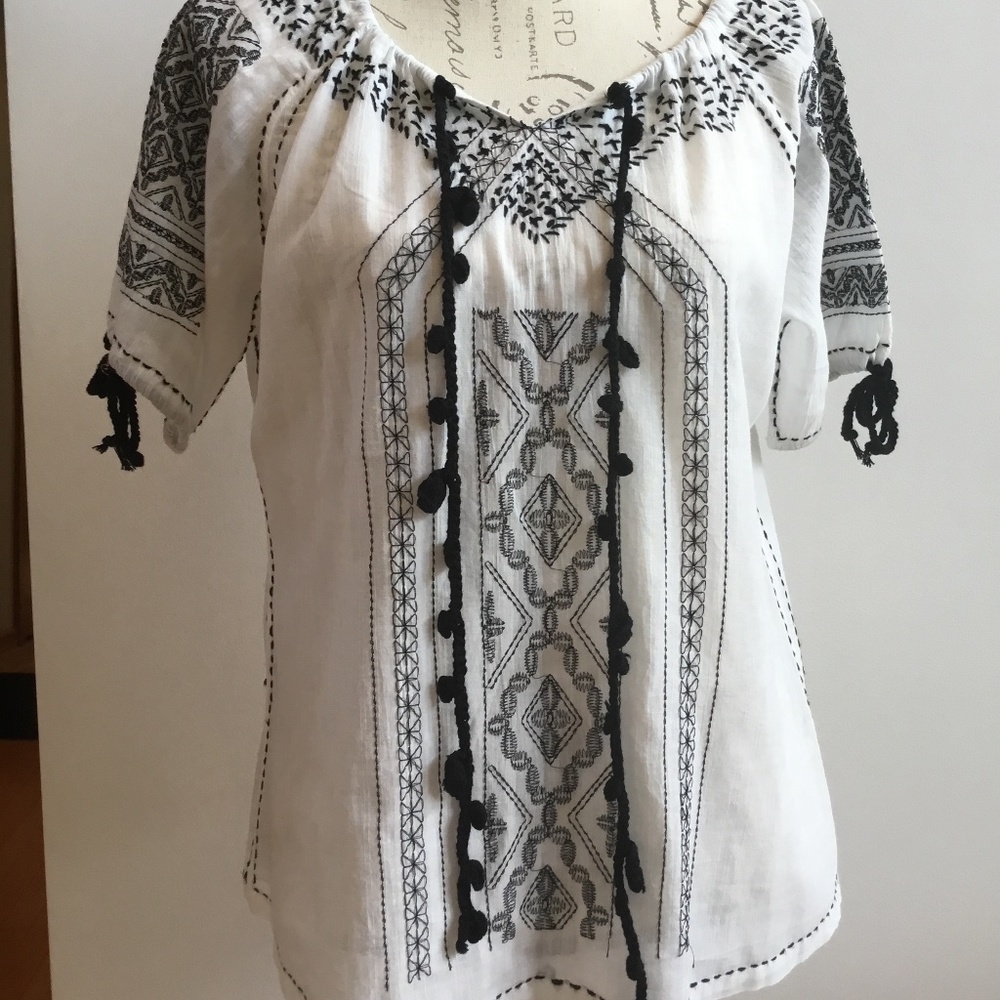 Forever 21 Peasant Blouse/top